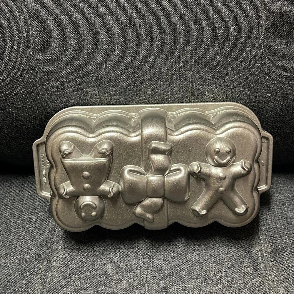 Nordic Ware Gingerbread Loaf Pan